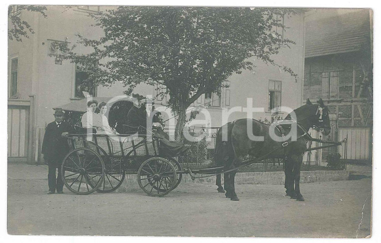 1909 NEUDIETENDORF (D) Famiglia in calesse - Foto cartolina 14x9 cm
