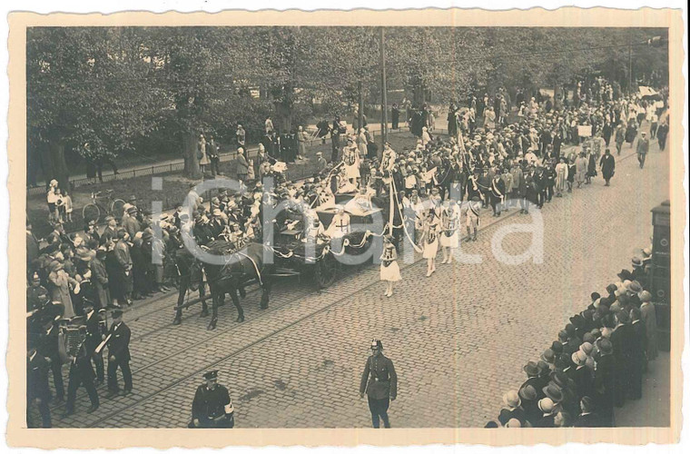1920 ca GERMANIA Sfilata di carri in costume storico - Foto COSTUME 14x9 cm