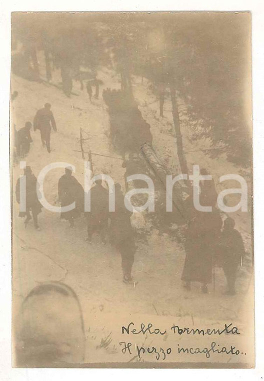 Gennaio 1918 WW1 ZONA DI GUERRA Pezzo di artiglieria incagliato nella neve *Foto
