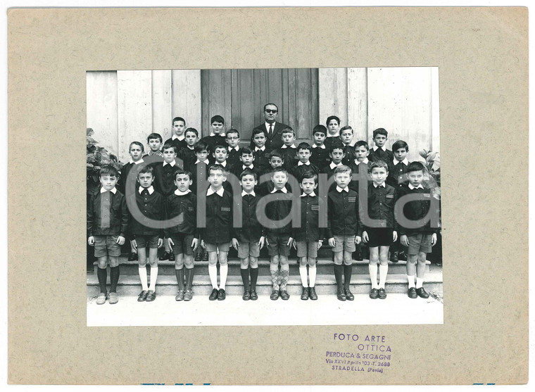 1960 ca STRADELLA Classe elementare con il maestro - Foto PERDUCA & SEGAGNI (2)
