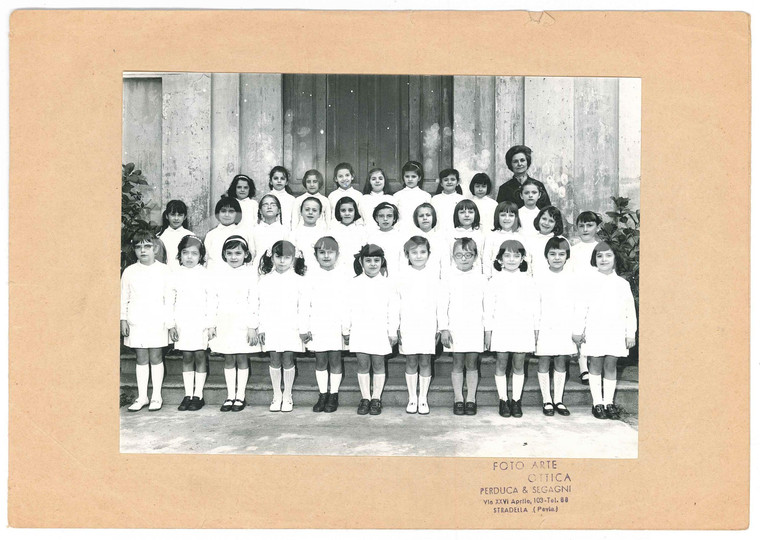 1960 ca STRADELLA Scuole elementari - Classe femminile - Foto PERDUCA & SEGAGNI