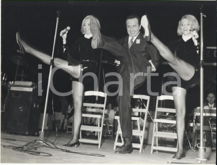 1969 CANTAGIRO Le gemelle KESSLER Ezio RADAELLI in una danza frenetica *Foto 