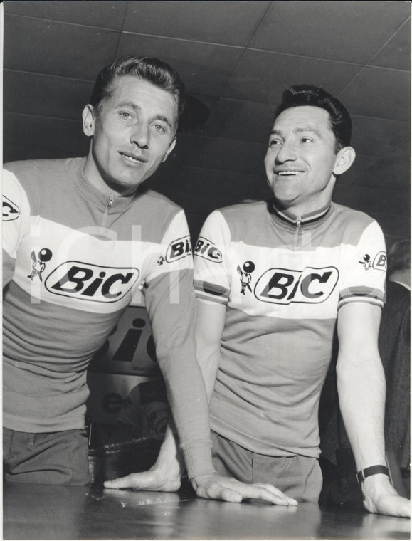 1967 MILANO CICLISMO Presentazione squadra BIC Jean STABLINSKI Jacques ANQUETIL 