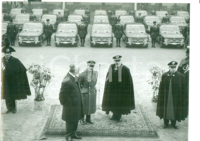 1966 MILANO Caserma MONTEBELLO - Consegna di cento ALFA ROMEO ai Carabinieri