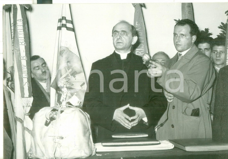 1954 ROMA Grotte Vaticane - Mons. Giovanni MONTINI con gli operai delle ACLI