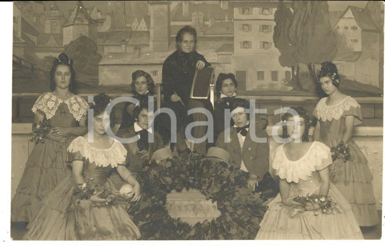 1930 ca MUNCHEN (D) TEATRO Una rappresentazione storica - Foto cartolina RARA