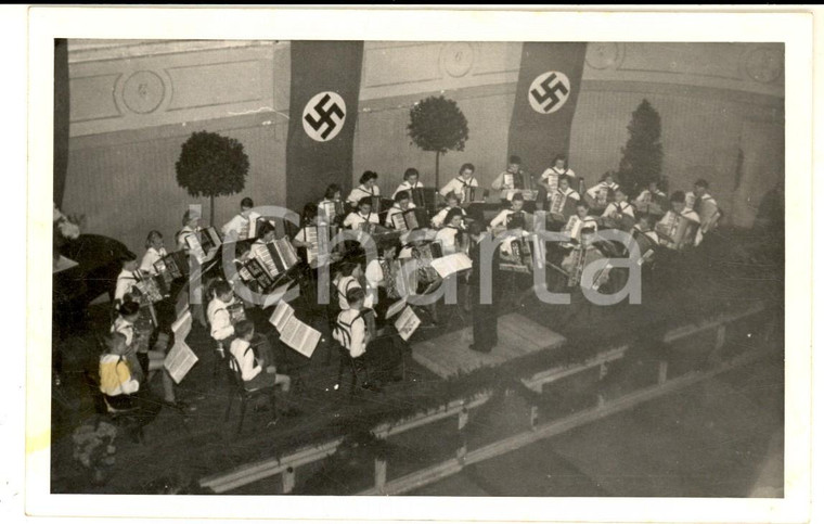 1940 ca WIESBADEN Concerto di un'orchestra giovanile classica - Foto cartolina