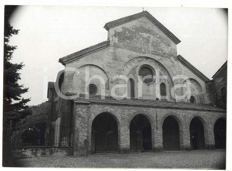 1981 STAFFARDA DI REVELLO (CN) Facciata dell'abbazia di Santa Maria *Foto 18x13