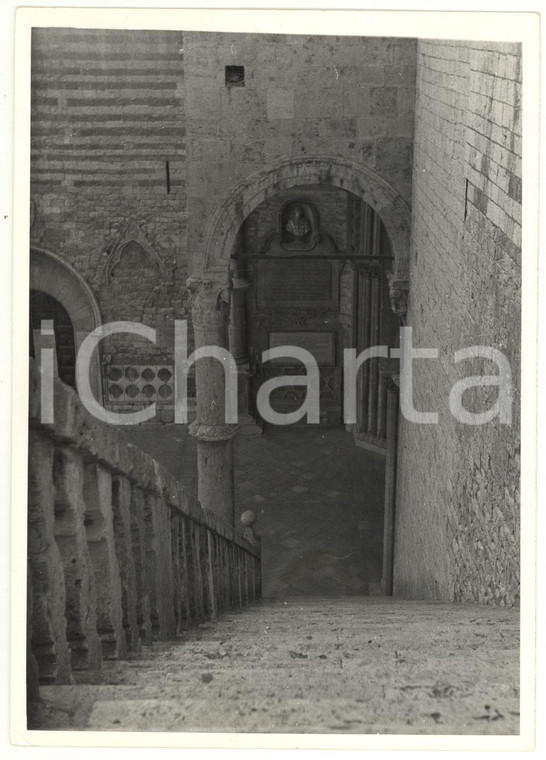 1971 ASSISI Scalinata della BASILICA INFERIORE DI SAN FRANCESCO - Foto VINTAGE