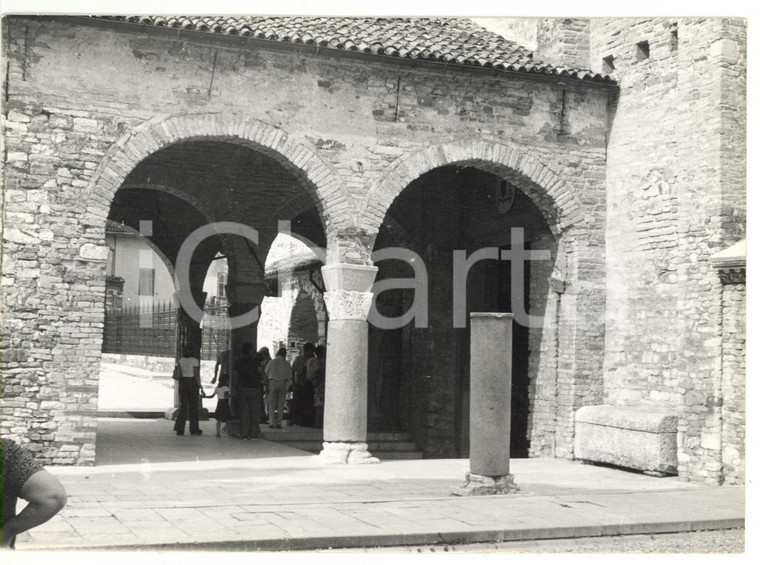 1979 AQUILEIA (UD) Basilica di Santa Maria Assunta - Porticato *Foto ANIMATA 