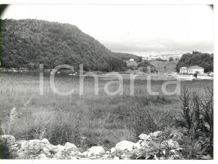 1982 LAVARONE (TN) Veduta panoramica del lago *Foto VINTAGE 18x13 cm