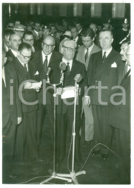 1958 ROMA Giovanni GRONCHI con Giuseppe PELLA durante conferenza stampa - FOTO