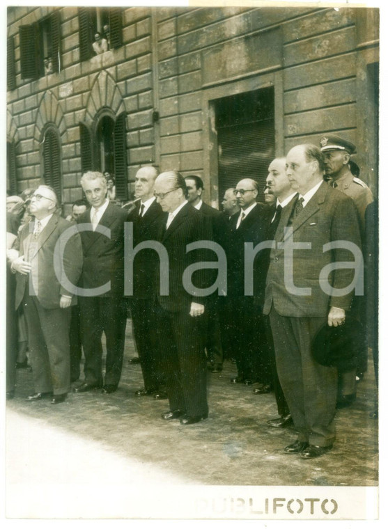 1955 ROMA Giovanni GRONCHI all'inaugurazione del Museo storico della Liberazione