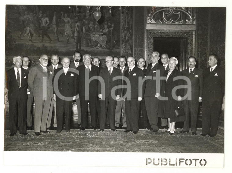 1955 ROMA Giovanni GRONCHI riceve Federazione Nazionale dei Maestri del Lavoro