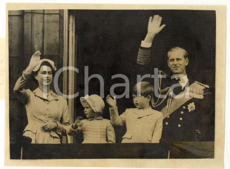 1954 LONDON ELIZABETH II - Duke of EDINBURGH - Anne and Charles *Photo
