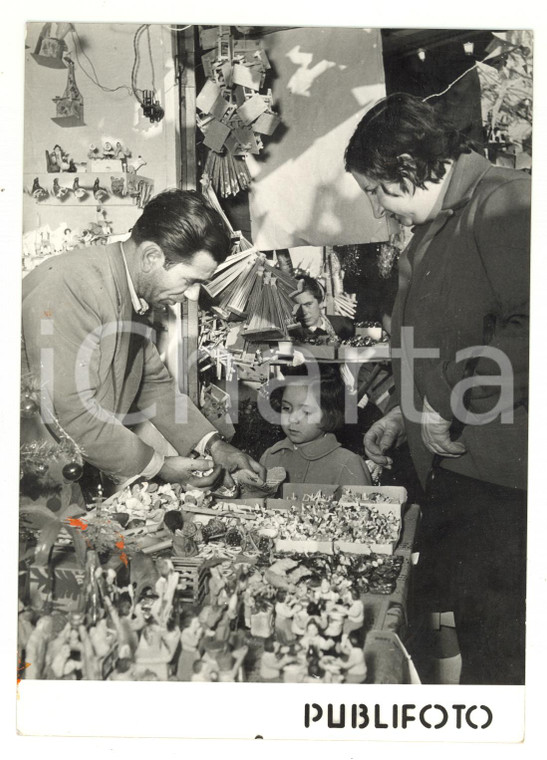 1957 NAPOLI - NATALE Mercatino tradizionale con esposizione statuine del Presepe