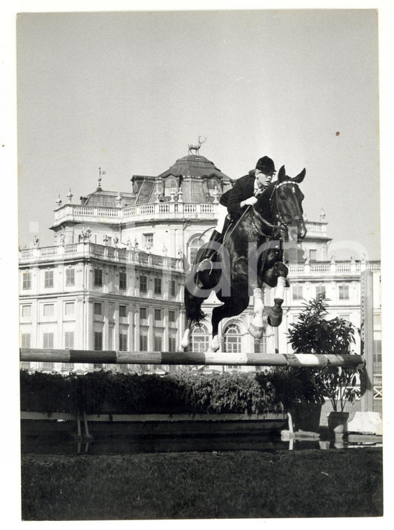 1960 TORINO Concorso Ippico Internazionale - Salto di Renate FREITAG su FREIHERR