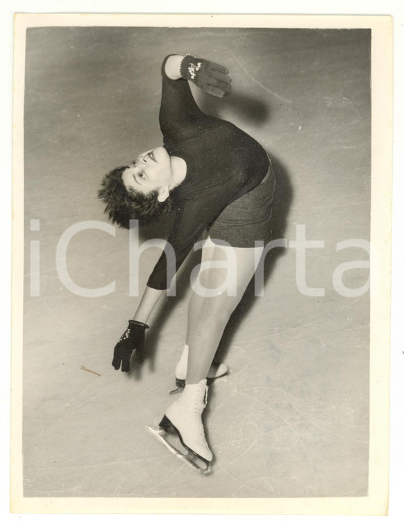 1956 LONDON Queens Ice Rink - SKATING Catherine MACHADO in action *Photo