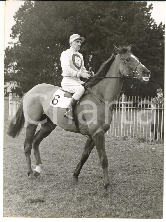 1959 HORSE RACING Paddy SHORTT riding BELSIZE II during a training *Photo 20x15