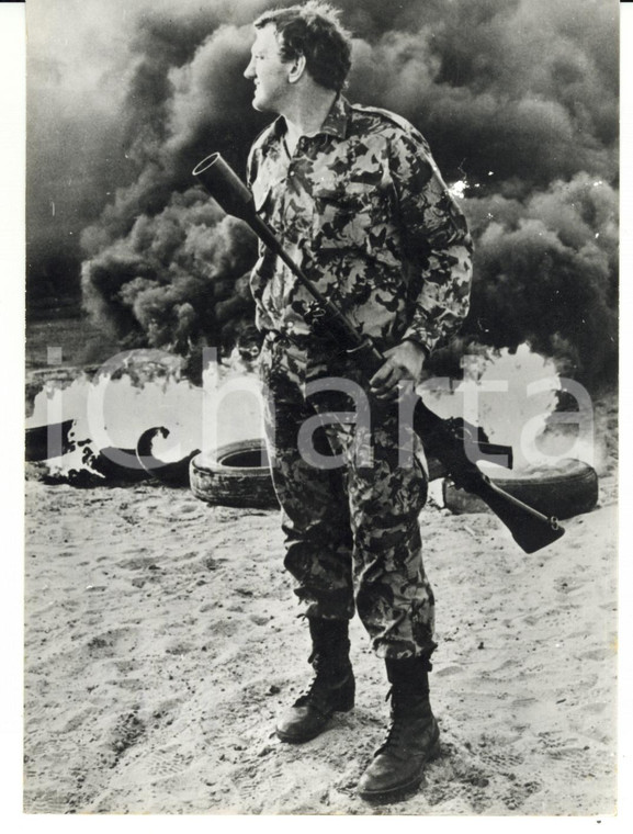 1970 ca SUDAFRICA Guerra di Indipendenza - Soldato impugna un fucile *Foto 13x18