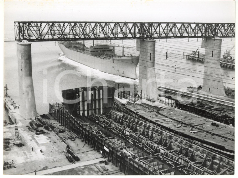 1955 SESTRI PONENTE (GE) Cantieri ANSALDO - Varo petroliera MIRAFLORES - Foto