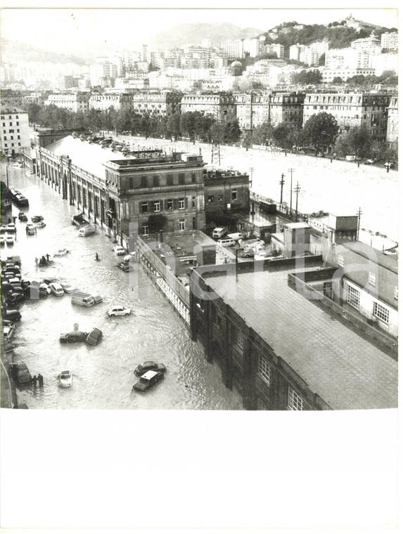 1970 ALLUVIONE GENOVA Via Borgo degli Incrociati - Esondazione torrente BISAGNO