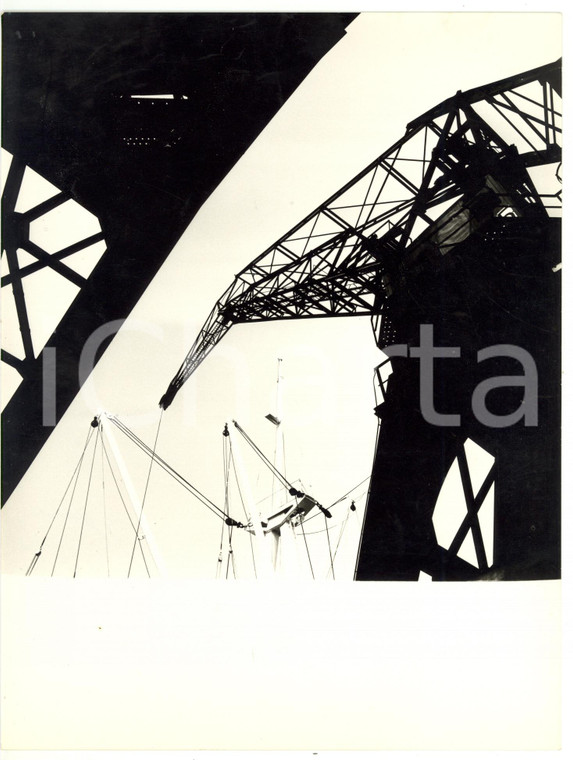 1965 ca GENOVA Gru al porto - Fotografia ARTISTICA 18x24