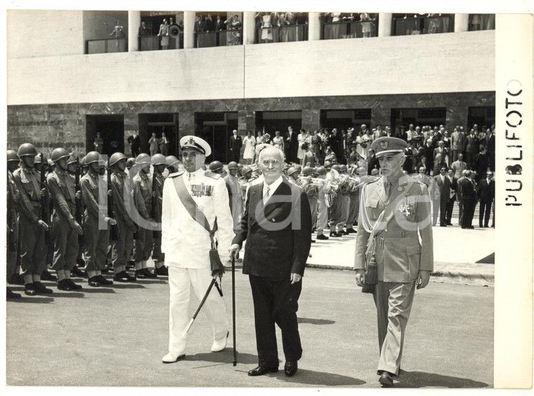 1953 NAPOLI Mostra d'Oltremare - Luigi EINAUDI durante la rivista militare *Foto