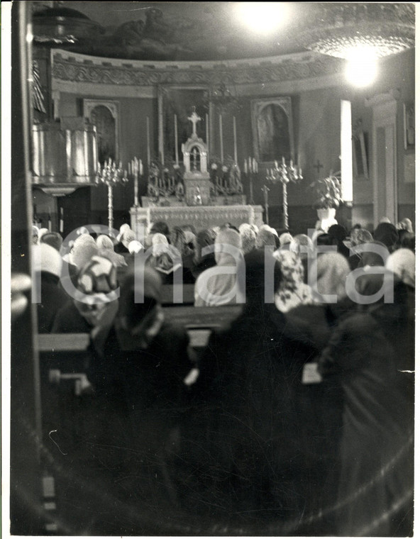 1980 ca MOSCA URSS Chiesa cattolica San Luigi dei Francesi - Santa Messa - Foto