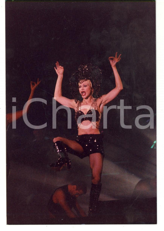 1993 LONDON Wembley Stadium - The Girlie Show Tour - MADONNA in concerto 9 *Foto