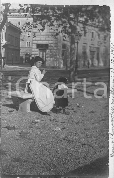 1912 ROMA LUNGOTEVERE MELLINI Balia con bambina * Fotocartolina