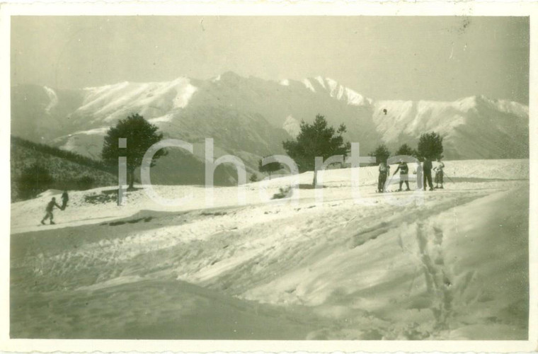 1944 PREMENO (VB) Sciatori sulla neve a PIAN DI SOLE *Cartolina postale FP VG