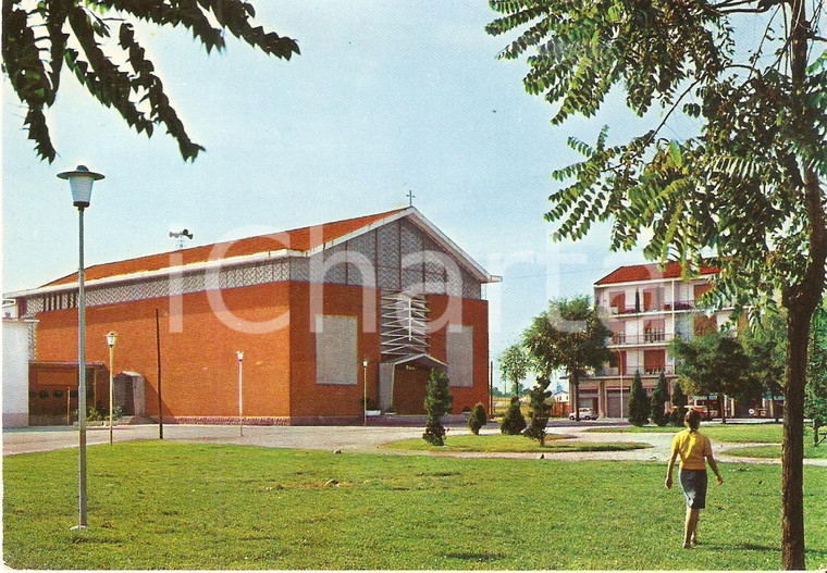 1975 ca BUSTO ARSIZIO Rione BEATA GIULIANA Chiesa di SAN LUIGI  *Cartolina (5)