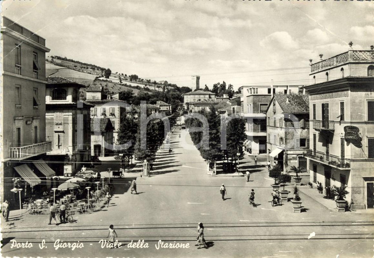1953 PORTO SAN GIORGIO (FM) Viale della Stazione con passanti *ANIMATA FG VG