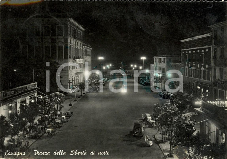 1956 LAVAGNA (GE) Piazza LIBERTA' di notte *Cartolina postale ANIMATA FG VG