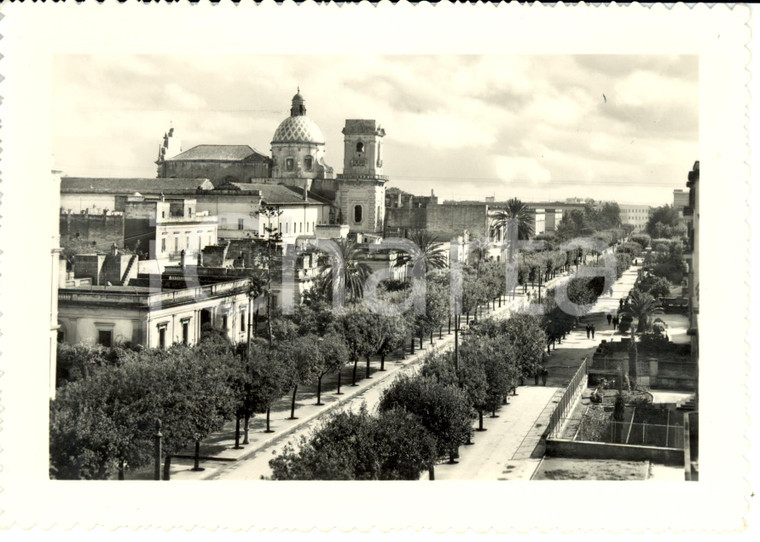 1940 ca LECCE Viale GALLIPOLI con cupola Basilica SANTA CROCE *Cartolina FG NV