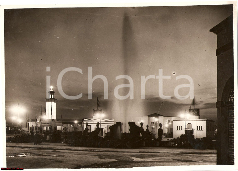 1932 Bari Fiera Levante, notturno, fontana monumentale