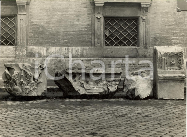 1933 ROMA Frammenti di un arco trionfale scoperti in corso UMBERTO I *Fotografia