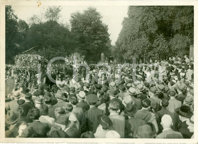 1936 TORINO Festa uva al PARCO VALENTINO con carri Dopolavoro Industriale *FOTO