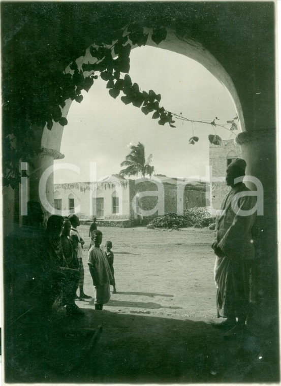 1935 ca BENGASI (LIBIA) Scorcio poetico case degli indigeni *Fotografia ANIMATA