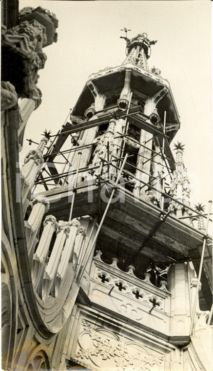 1939 MILANO Guglia della Madonnina del DUOMO con impalcature per restauri *Foto