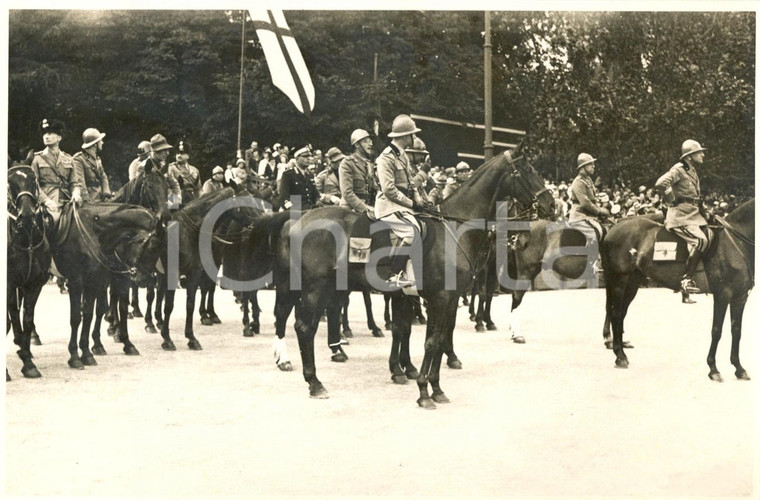 1935 MILANO Il duca di BERGAMO e i comandanti della divisione LEGNANO *Foto
