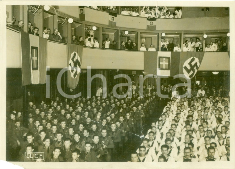 1940 VENEZIA Spettacolo per militari al Teatro ROSSINI *Fotografia DANNEGGIATA
