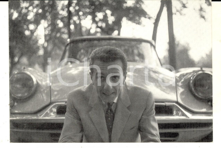 1970 ca MEMO REMIGI Ritratto con automobile *Fotografia seriale 15x10 cm