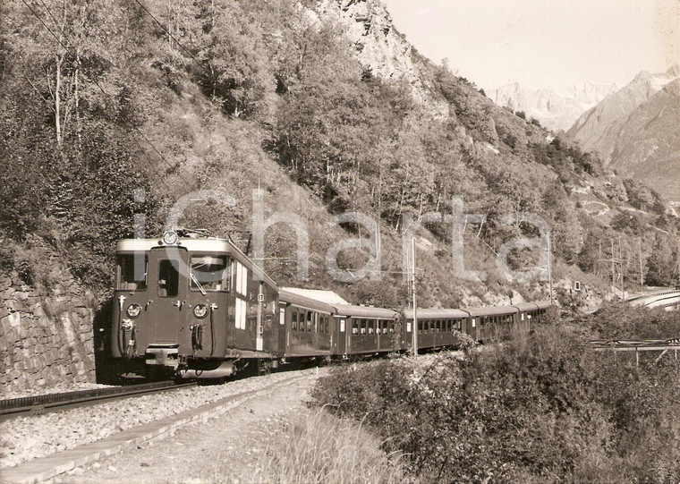 1975 ca SVIZZERA Treno sulla linea ferroviaria BVZ Briga - Visp - Zermatt *Foto