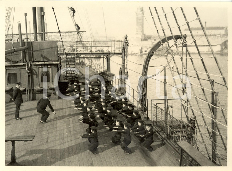 1930 ca COSTA LAZIALE Esercitazioni ginniche di balilla sul ponte di una nave