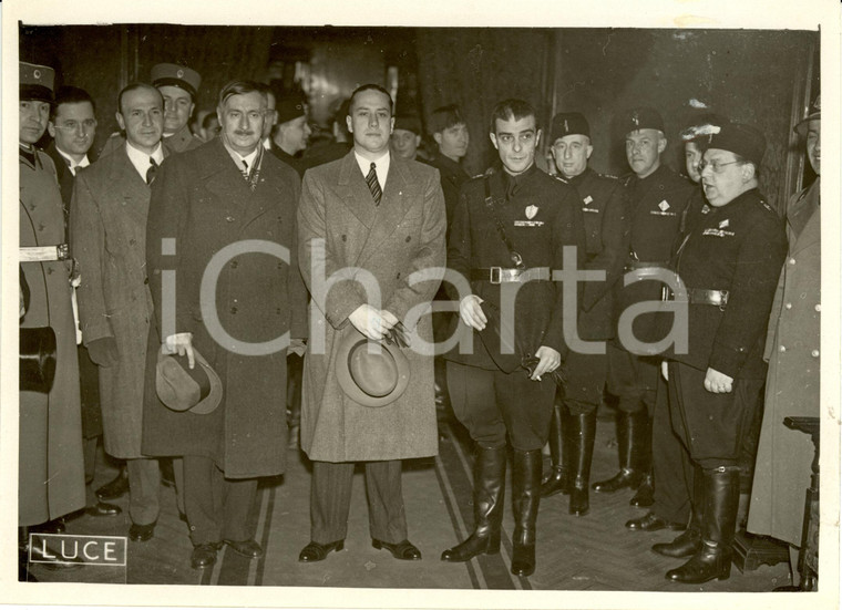1937 ROMA Galeazzo CIANO alla stazione in partenza per YUGOSLAVIA *Fotografia
