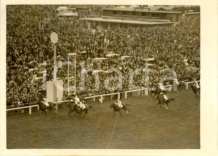 1939 FRANCE Hippisme - Grand Prix de Paris - Vue de l'hyppodrome de LONGCHAMP