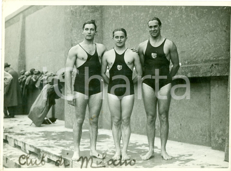 1940 ca MILANO Nuoto Squadra di Milano vince staffetta al TENNIS CLUB Fotografia