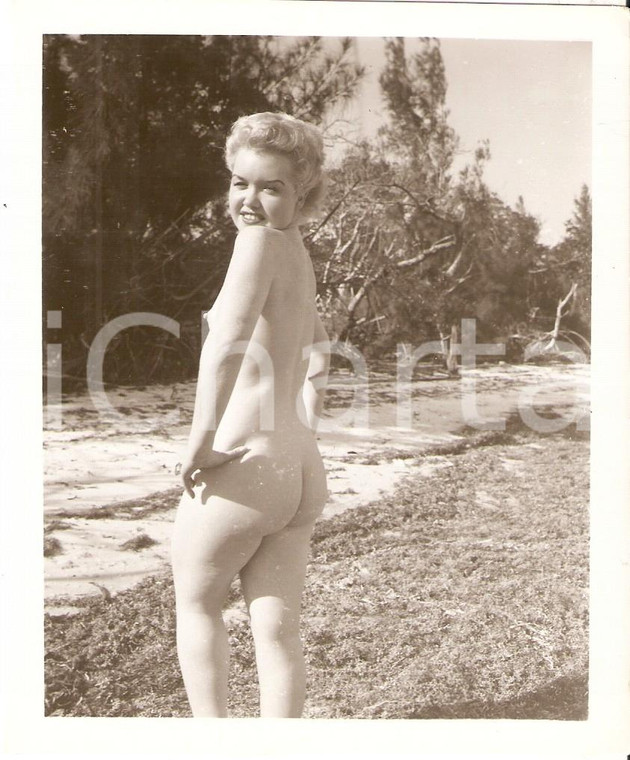 1950 ca USA - EROTICA VINTAGE Naked girl on the riverside *PHOTO